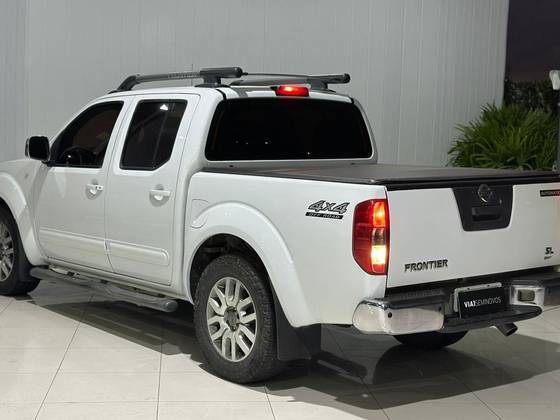 NISSAN FRONTIER 2.5 SL 4X4 CD TURBO ELETRONIC DIESEL 4P AUTOMÁTICO